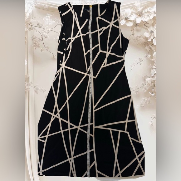NWT Tommy Hilfiger black & white patterned sleeveless sheath, tunic style dress - Picture 4 of 11